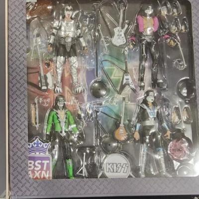 Vintage KISS Limited Edition Actiom Figures & Modern Board Game lot w/ Glee Monopoly & Guess Who?