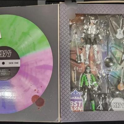 Vintage KISS Limited Edition Actiom Figures & Modern Board Game lot w/ Glee Monopoly & Guess Who?
