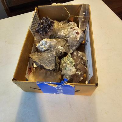 Assorted Quartz Pieces (GB-JS)