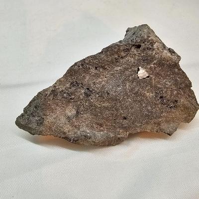 Assorted Quartz Pieces (GB-JS)