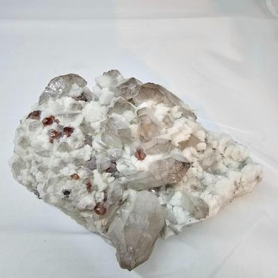 Assorted Quartz Pieces (GB-JS)