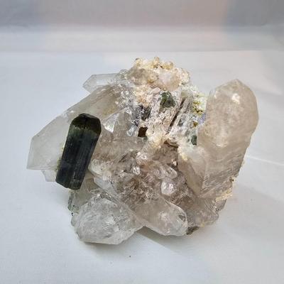 Assorted Quartz Pieces (GB-JS)