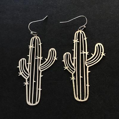 Cute cactus dangle earrings