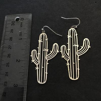 Cute cactus dangle earrings