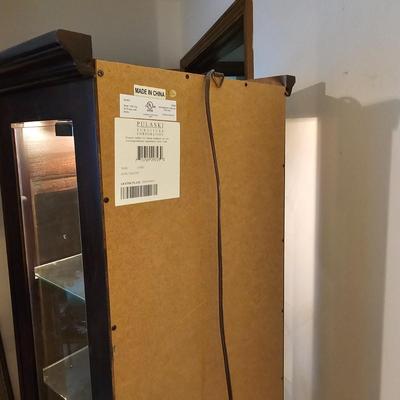 Five Glass Shelf Lighted Curio Cabinet by Pulaski Furniture (GB-JS)