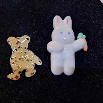 Sale Photo Thumbnail #259: Brooches- 2 bears 1 bunny