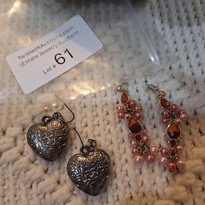 Sale Photo Thumbnail #264: Dangle earrings, hearts and beads