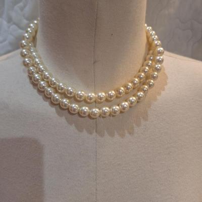 Sale Photo Thumbnail #456: Faux pearl necklace