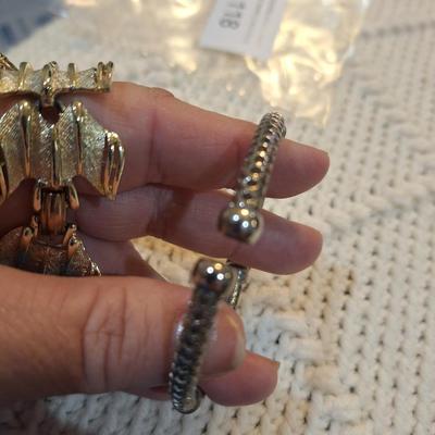 Sale Photo Thumbnail #522: 2 bracelets