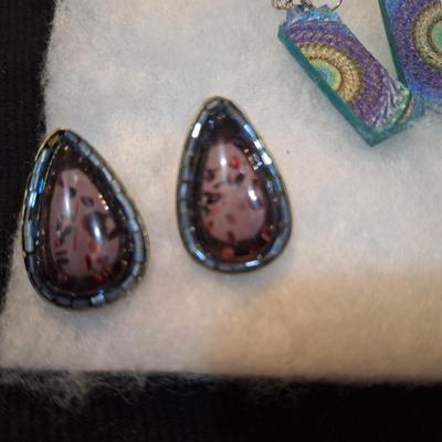 Sale Photo Thumbnail #650: earrings bundle