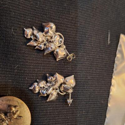 Sale Photo Thumbnail #683: 2 pair silver tone earrings