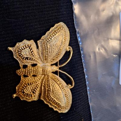 Sale Photo Thumbnail #733: vintage gold tone butterfly brooch