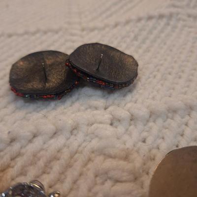 Sale Photo Thumbnail #756: 3 pair earrings