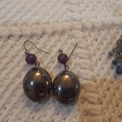 Sale Photo Thumbnail #798: silver tone earrings