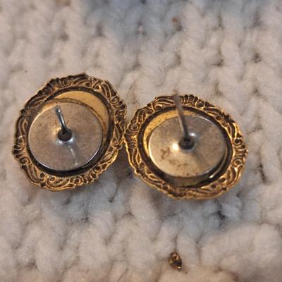 Sale Photo Thumbnail #822: earrings bundle 4 pair
