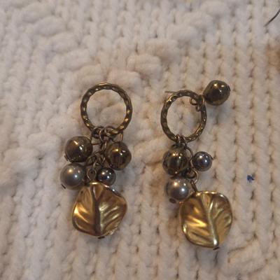 Sale Photo Thumbnail #816: earrings bundle 4 pair