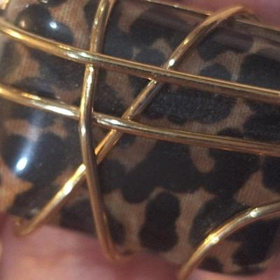 Sale Photo Thumbnail #849: leopard print square pendant with gold tine wires
