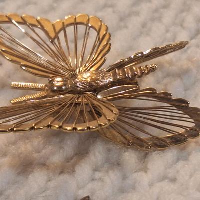 Sale Photo Thumbnail #910: vintage butterfly brooch