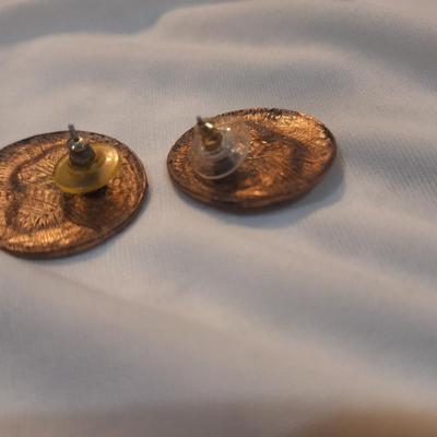 Sale Photo Thumbnail #926: earrings and pendant- copper tone with stones