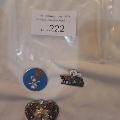 Sale Photo Thumbnail #972: lapel pins