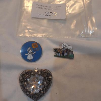 Sale Photo Thumbnail #971: lapel pins
