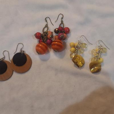 Sale Photo Thumbnail #987: earrings