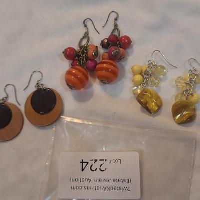 Sale Photo Thumbnail #986: earrings