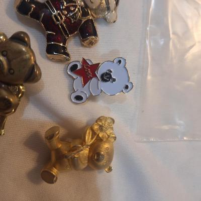 Sale Photo Thumbnail #1094: bear lapel pins