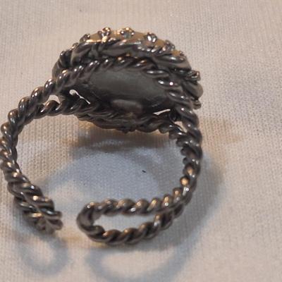Sale Photo Thumbnail #1137: mother of pearl ring with adjustable band