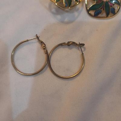 Sale Photo Thumbnail #1152: 3 pair earrings
