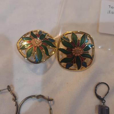 Sale Photo Thumbnail #1153: 3 pair earrings