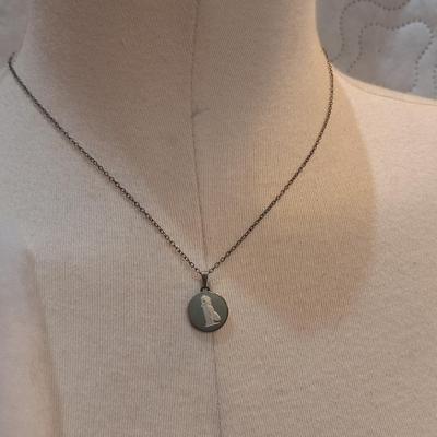 Sale Photo Thumbnail #1246: small round cameo pendant on short necklace