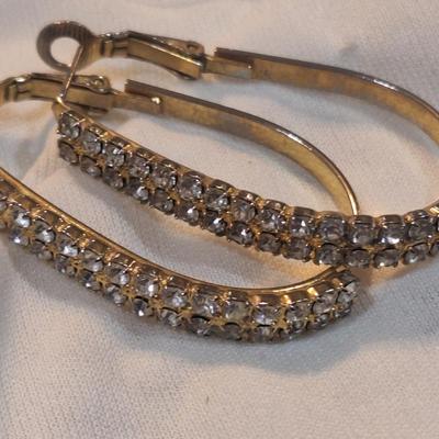 Sale Photo Thumbnail #1290: 3 pair earrings- no backs