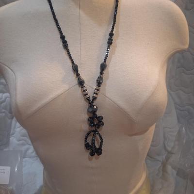 Sale Photo Thumbnail #1294: long necklace bluish gray and silver beads