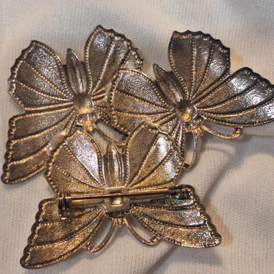 Sale Photo Thumbnail #1352: vintage brooch with multiple butterflies