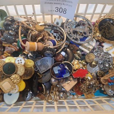 Sale Photo Thumbnail #1376: jewelry pieces, unmatched earrings, brooches, broken pieces