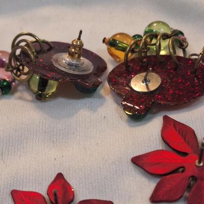Sale Photo Thumbnail #1412: super cute holiday earrings.