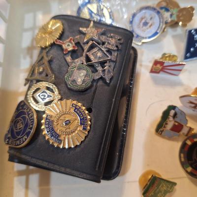 Sale Photo Thumbnail #1492: Masonic or free mason related pins, brooches and other items.  Eastern star and other