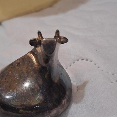 Sale Photo Thumbnail #1568: just a cute little trinket or paperweight to sit with your jewelry.