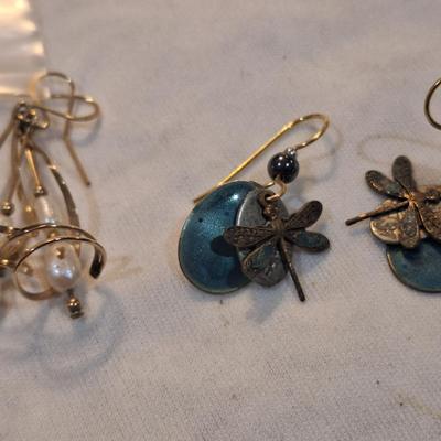 Sale Photo Thumbnail #1583: Earrings bundle
