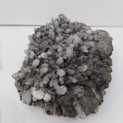 Pyrite, Quartz and Fluorite Druzy Clusters (GB-BBL)