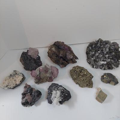 Pyrite, Quartz and Fluorite Druzy Clusters (GB-BBL)