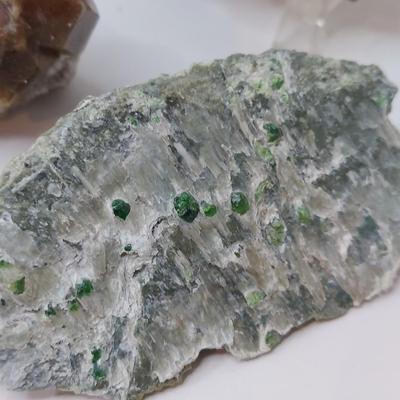 Garnet, Tourmaline, Quartz and More (GB-BBL)