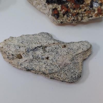 Garnet, Tourmaline, Quartz and More (GB-BBL)