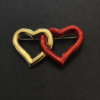 Casual Corner heart brooch pin