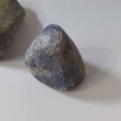 Vivianite w/ Mixed Rough Stones (GB-BBL)
