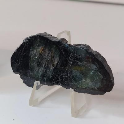 Vivianite w/ Mixed Rough Stones (GB-BBL)