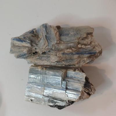 Vivianite w/ Mixed Rough Stones (GB-BBL)