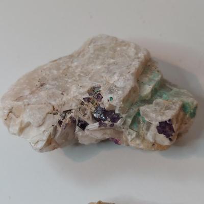 Vivianite w/ Mixed Rough Stones (GB-BBL)
