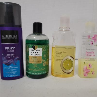 Assorted shower gels x 4